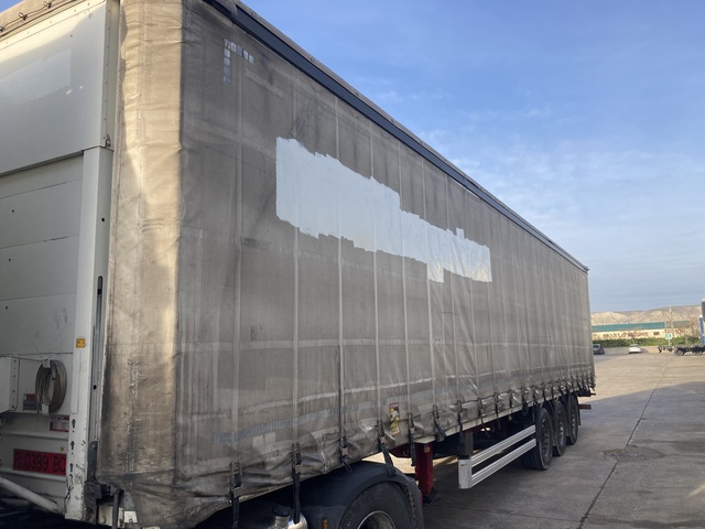 CURTAINSIDERS - LECITRAILER