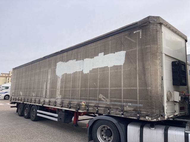 CURTAINSIDERS - LECITRAILER