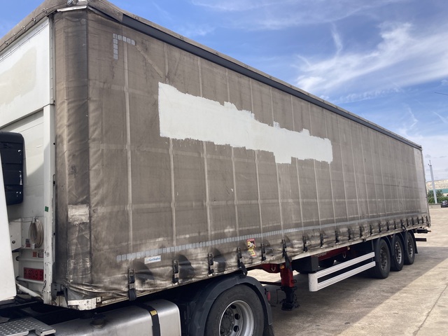 CURTAINSIDERS - LECITRAILER