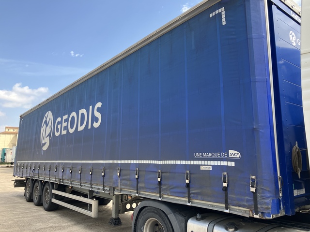 CURTAINSIDERS - LECITRAILER