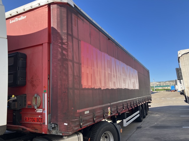 SEMI-CURTAINSIDERS - LECITRAILER
