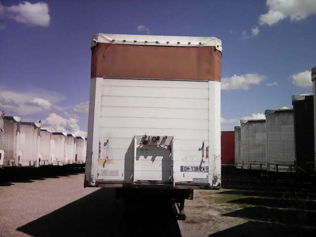 CURTAINSIDERS - SCHMITZ