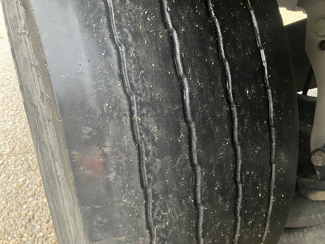 CURTAINSIDERS - GUILLEN