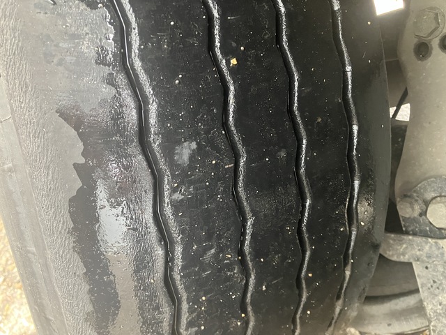 CURTAINSIDERS - GUILLEN