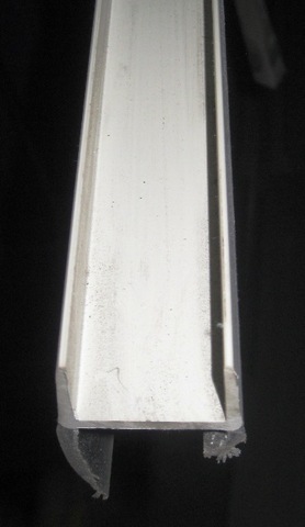 JUNTA PVC GRIS/NEGRO E=30 MM(METRO)
